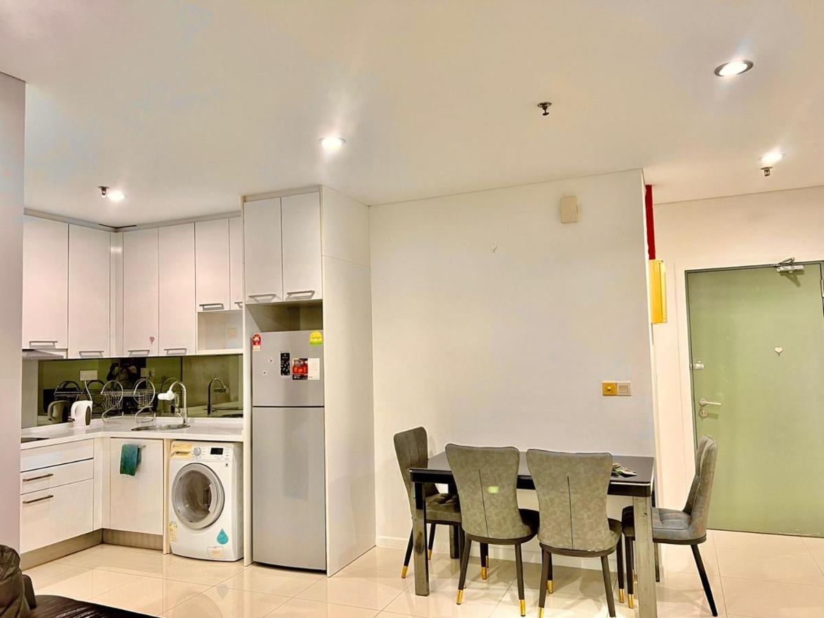 Summer Suites Near Klcc กัวลาลัมเปอร์ ภายนอก รูปภาพ