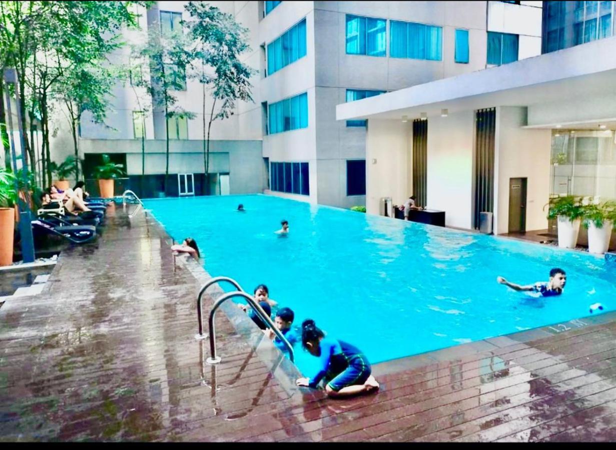 Summer Suites Near Klcc กัวลาลัมเปอร์ ภายนอก รูปภาพ