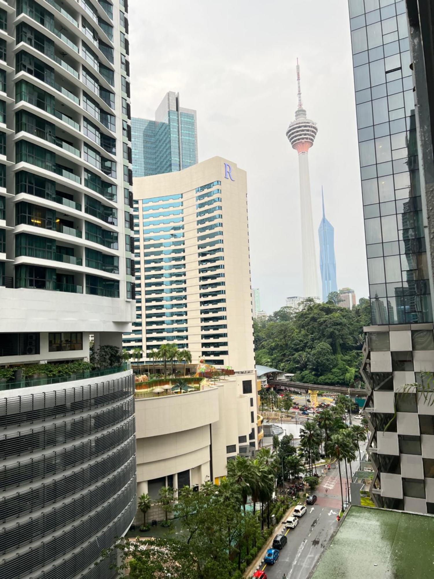 Summer Suites Near Klcc กัวลาลัมเปอร์ ภายนอก รูปภาพ